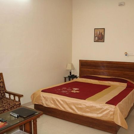 Hotel Shakti Palace Chūru Екстериор снимка