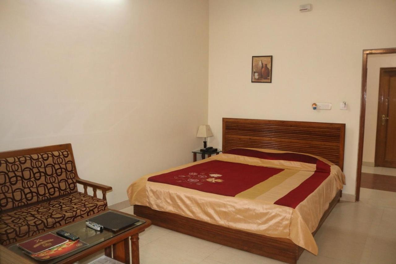 Hotel Shakti Palace Chūru Екстериор снимка
