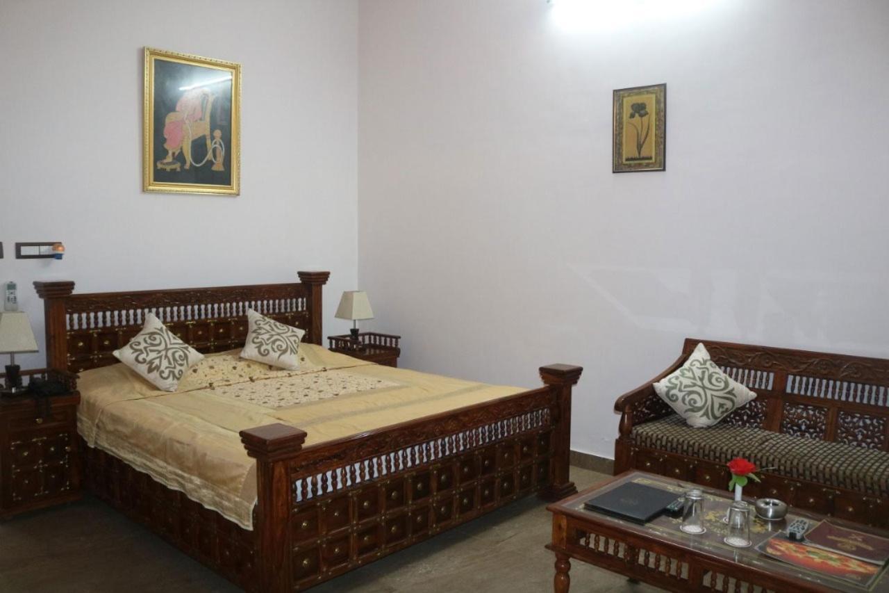 Hotel Shakti Palace Chūru Екстериор снимка