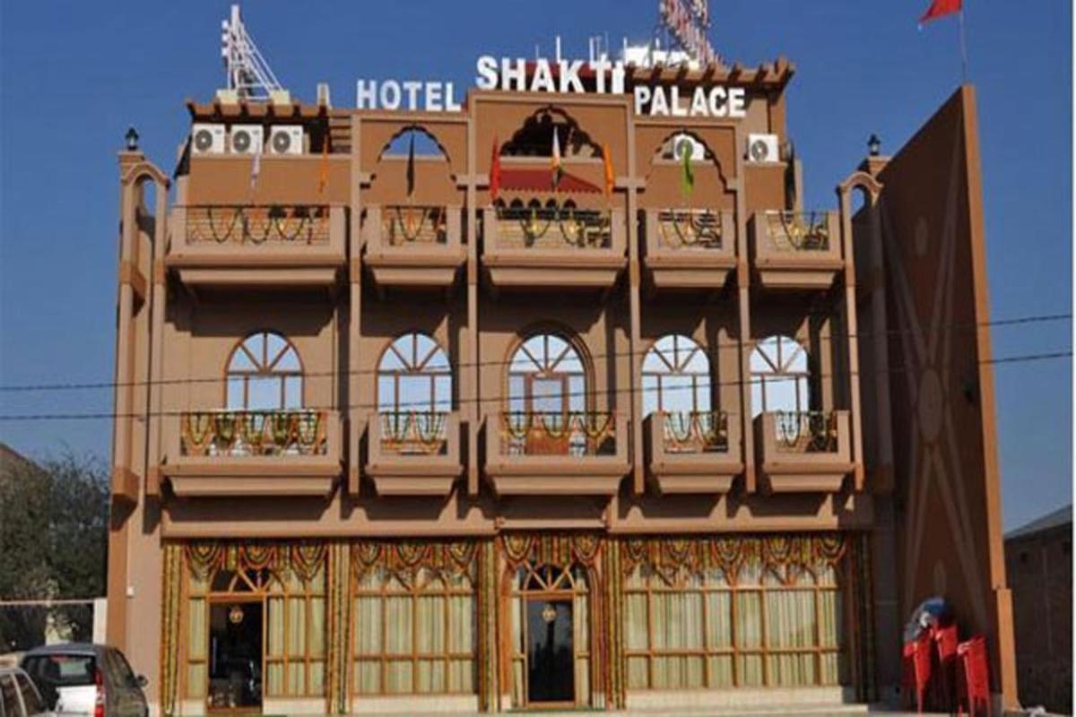 Hotel Shakti Palace Chūru Екстериор снимка