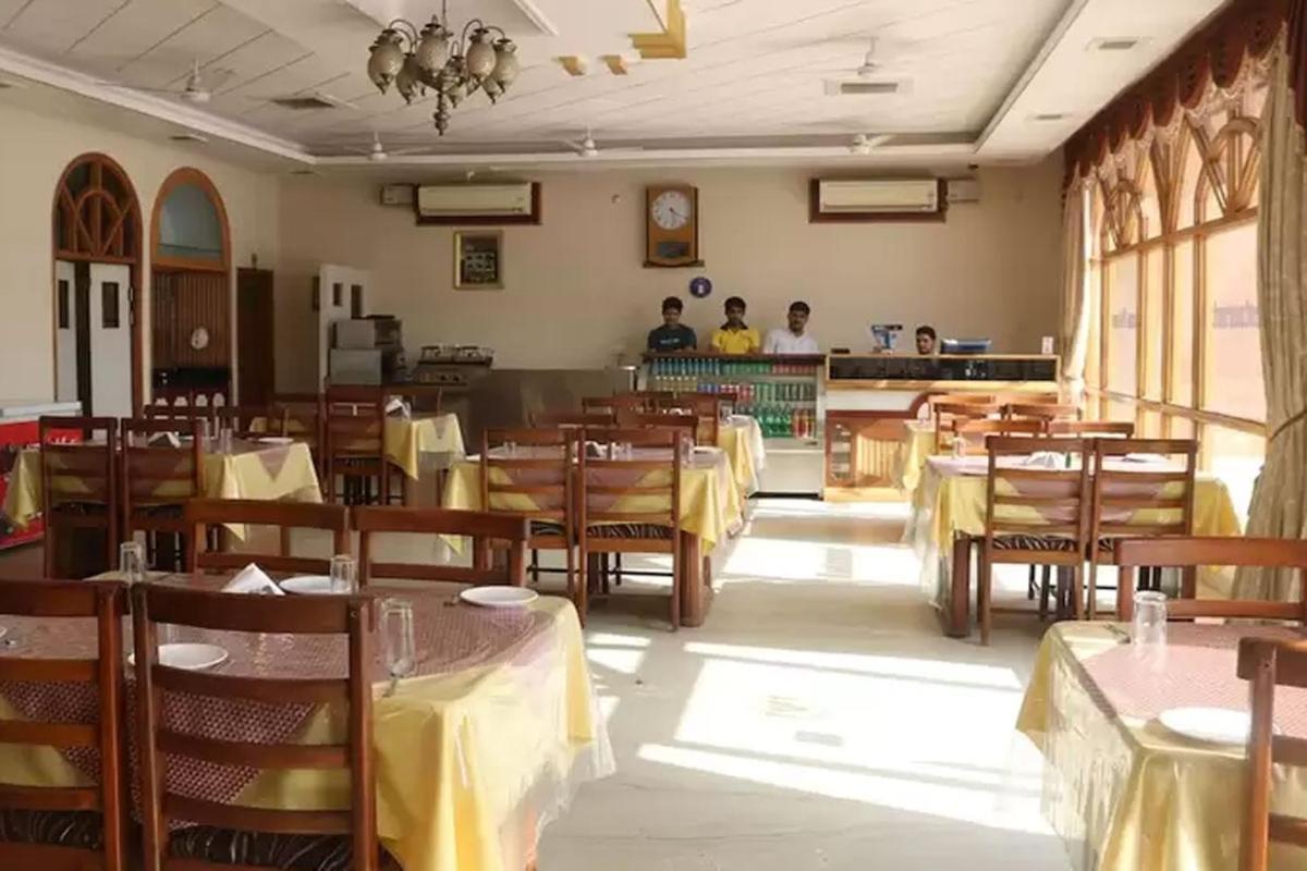 Hotel Shakti Palace Chūru Екстериор снимка