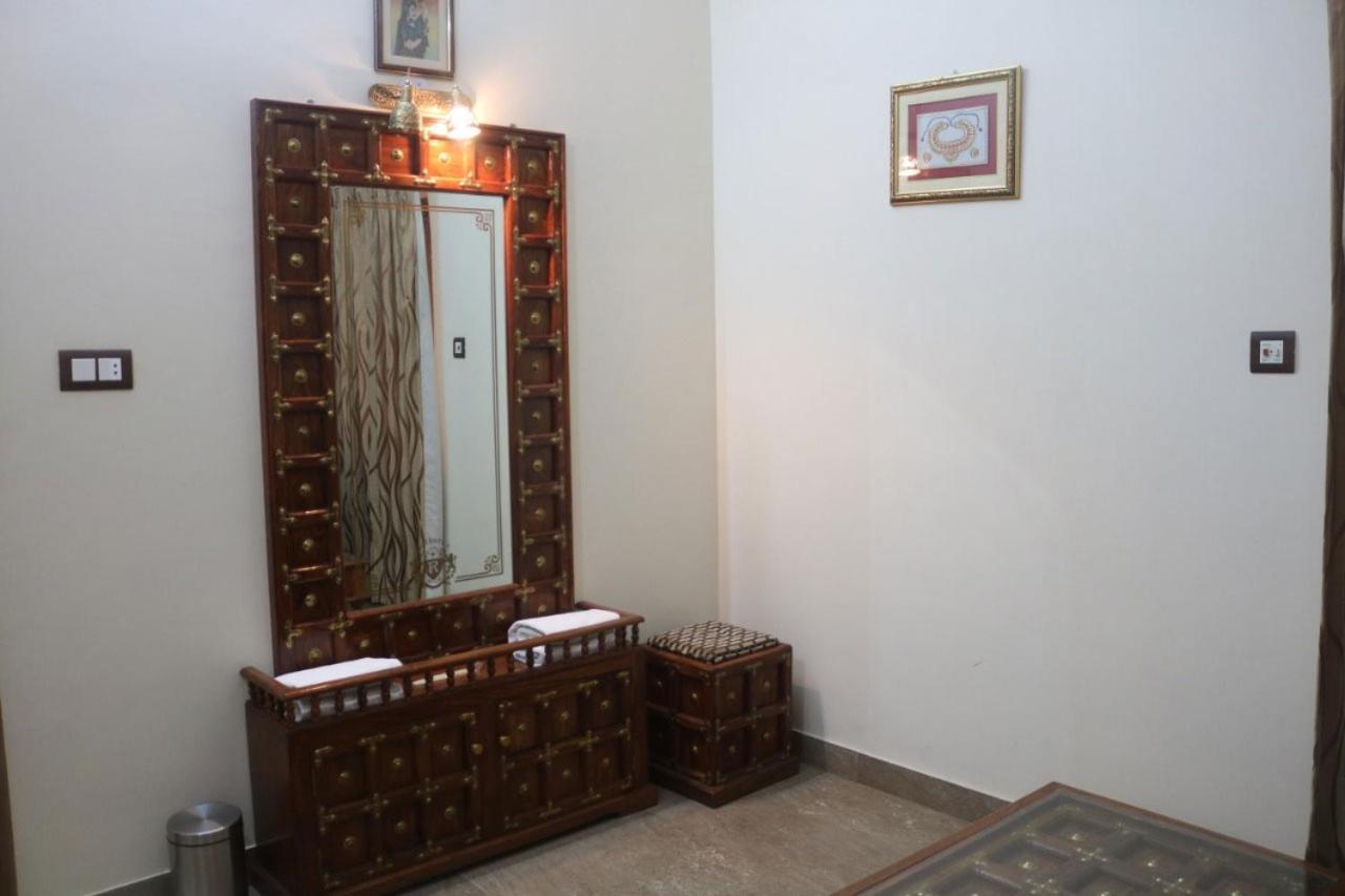 Hotel Shakti Palace Chūru Екстериор снимка